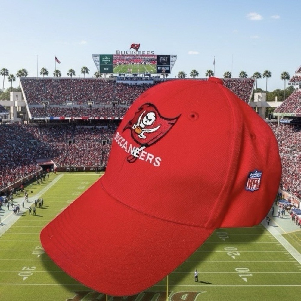 Tampa Bay Buccaneers NFL Hat Cap Adult Adjustable Hook&Loop Red Football TKCAP